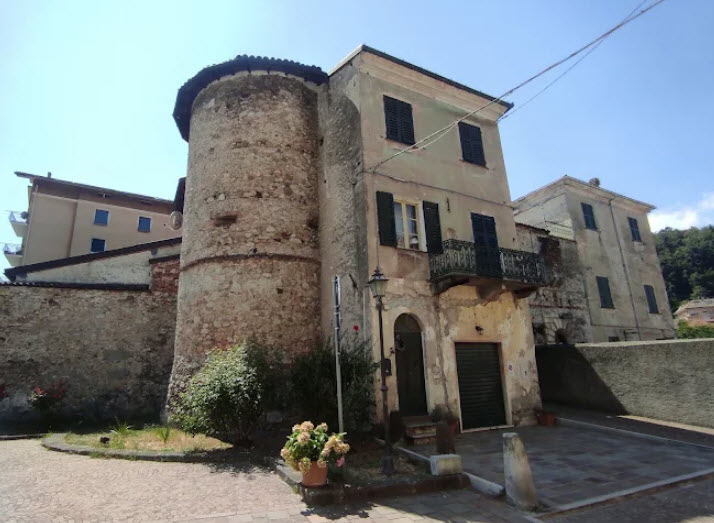 Castello di Isola del Cantone, Italy